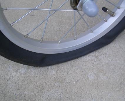 DIY。自転車のタイヤパンク修理方法